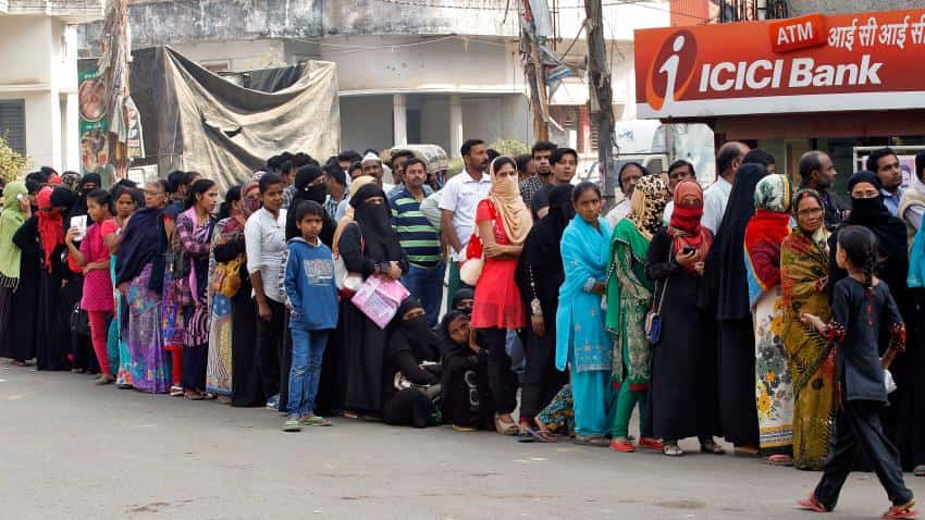 Demonetisation: Jugaad start-ups find a convenient solution to long queues at ATMs Demonetisation: Jugaad start-ups find a convenient solution to long queues at ATMs