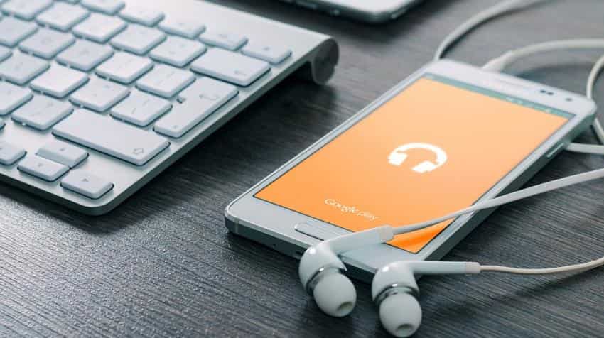 Demonetisation: PC, mobile devices market to see slowdown in Q4 2016, says IDC India Demonetisation: PC, mobile devices market to see slowdown in Q4 2016, says IDC India