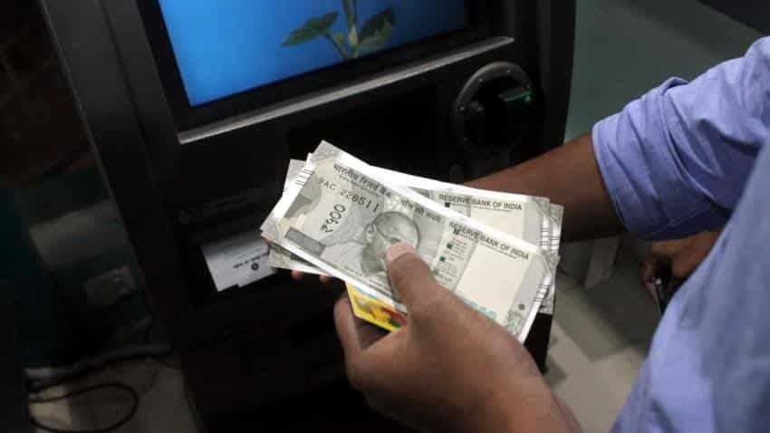 Foreigners can change forex for Indian currency up to Rs 5,000 till Dec 15: RBI Foreigners can change forex for Indian currency up to Rs 5,000 till Dec 15: RBI