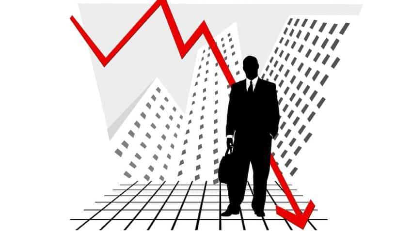 Banking stocks crash on RBI's cash control measures Banking stocks crash on RBI's cash control measures
