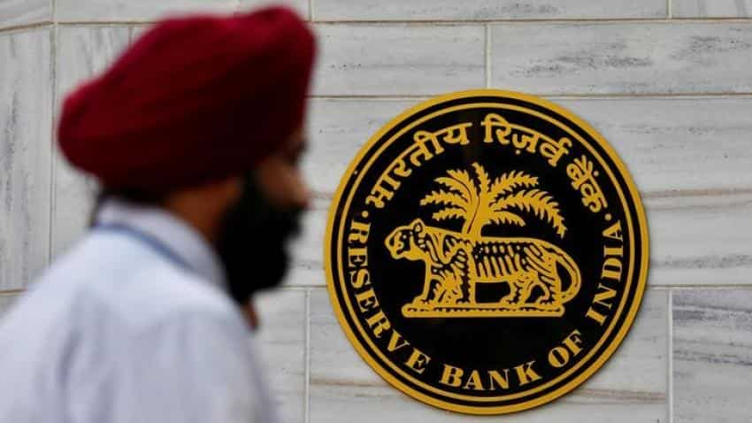 RBI&#039;s monetary policy stance leaves experts, industry &#039;disappointed&#039;