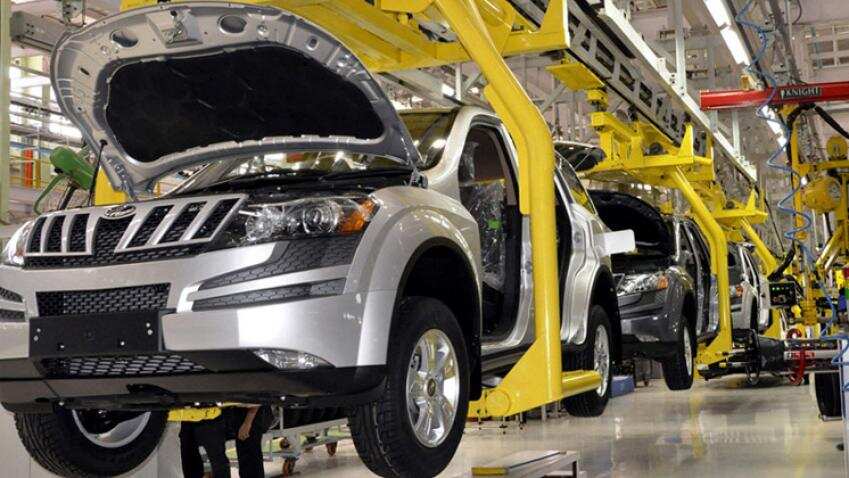 Mahindra first automaker to announce production shutdown due to demonetisation Mahindra first automaker to announce production shutdown due to demonetisation