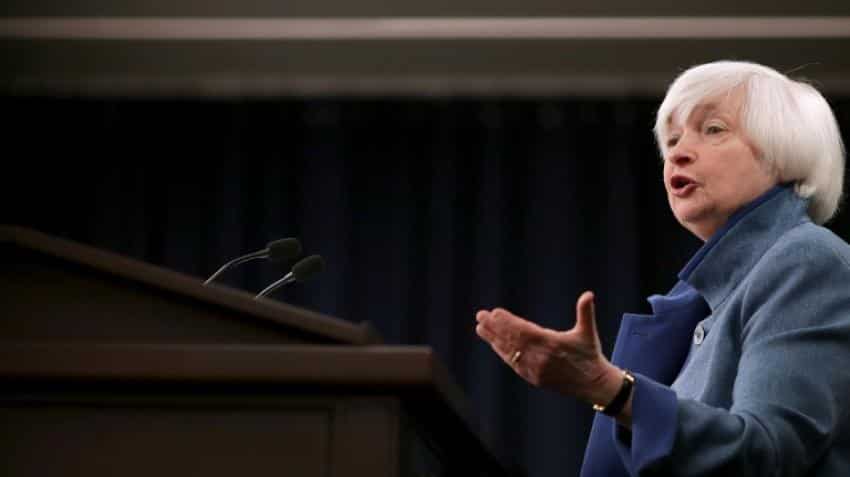 US Federal Reserve raises key interest rate, sees three hikes in 2017 US Federal Reserve raises key interest rate, sees three hikes in 2017