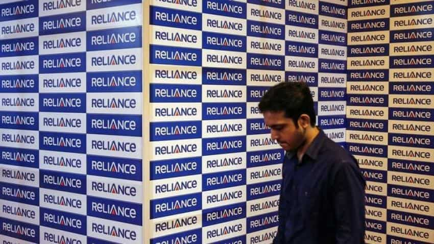 Reliance Communications ratings under review for downgrade despite Brookfield deal, Moody&#039;s; shares flat 