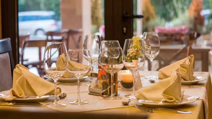 Don’t eat if you don’t want to pay service charge, says restaurants Don’t eat if you don’t want to pay service charge, says restaurants