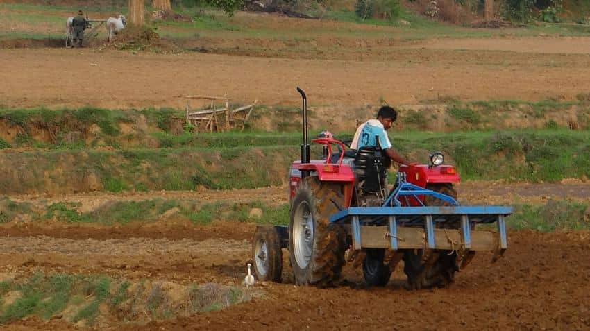 Mahindra tractor, pick-up sales buck demonetisation impact Mahindra tractor, pick-up sales buck demonetisation impact