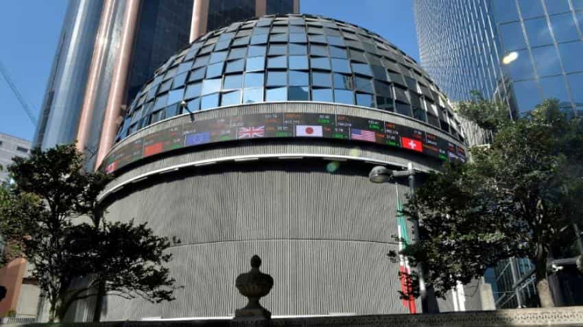 Mexico's peso hits new record low Mexico's peso hits new record low