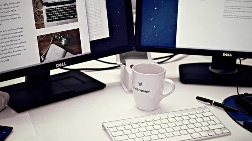 PC shipments continue to fall but Dell bucks the trend PC shipments continue to fall but Dell bucks the trend