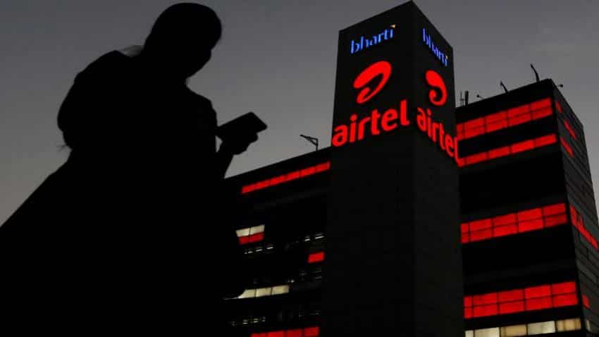 War with Reliance Jio bites: Bharti Airtel&#039;s Q3 profit drops 55%