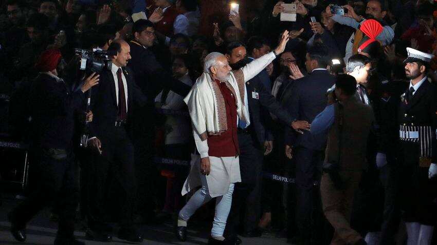 Government introduces fresh bill for cashless wages Government introduces fresh bill for cashless wages