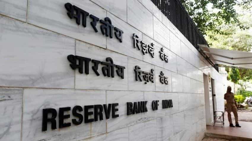 Banking stock tumbles as RBI keeps repo rate unchanged