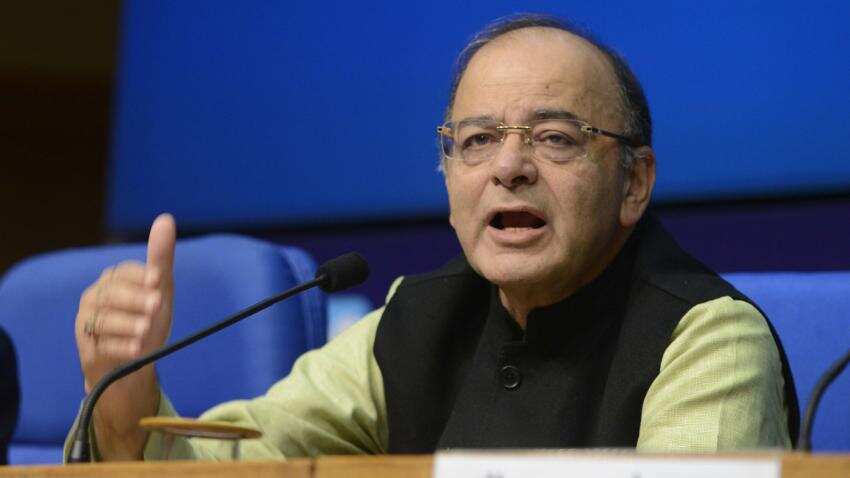 Finance Minister Arun Jaitley, RBI officials to discuss banks&#039; bad loans today 