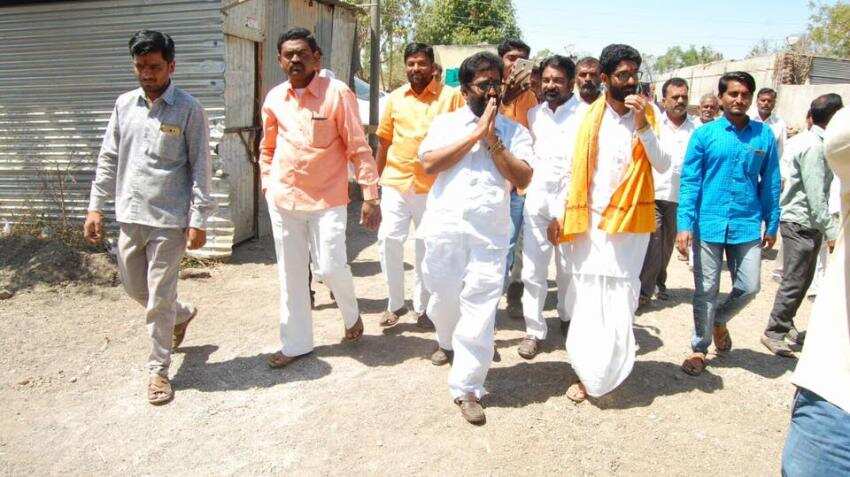 For safety reasons, Air India 'blacklists' Shiv Sena MP Ravindra Gaikwad for assaulting staffer For safety reasons, Air India 'blacklists' Shiv Sena MP Ravindra Gaikwad for assaulting staffer