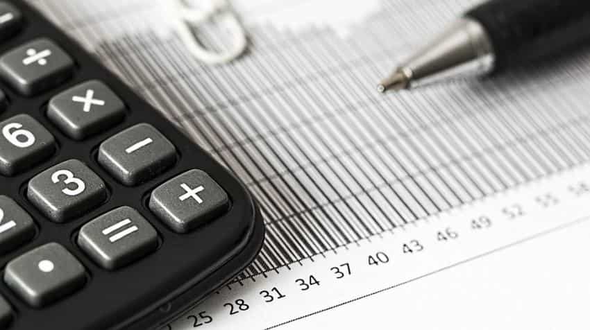 Individuals have to disclose cash payments over Rs 2 lakh made for loans, card payments in new ITR form Individuals have to disclose cash payments over Rs 2 lakh made for loans, card payments in new ITR form