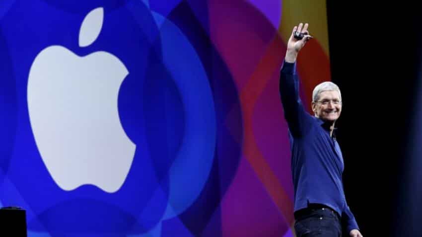 Apple tops $800 billion market cap for first time