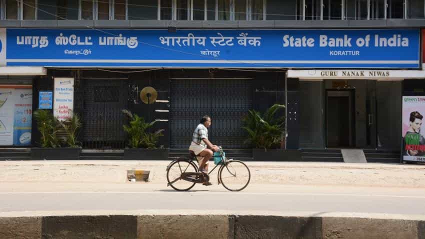 SBI clarifies: Rs 25 per ATM charge only for State Bank Buddy Customers; see other changes