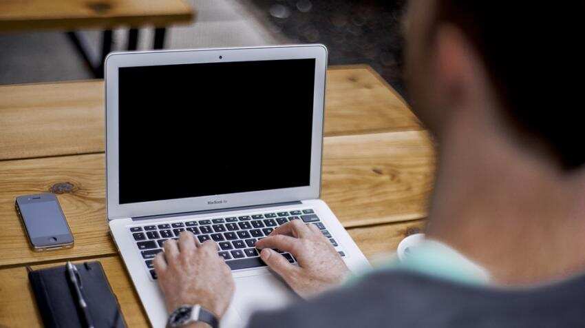 IT Job Market: Nearly 2 lakh jobs at stake at Infosys, Cognizant, others as cos step-up American hiring IT Job Market: Nearly 2 lakh jobs at stake at Infosys, Cognizant, others as cos step-up American hiring
