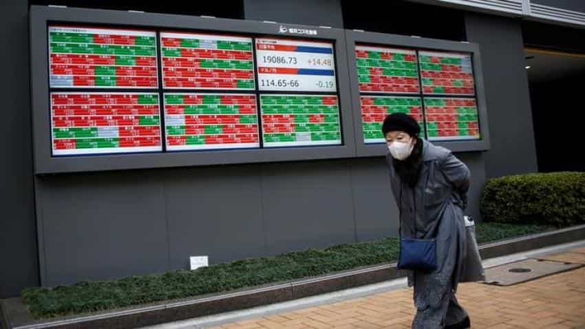 Asia shares shaky, oil recovers after slump on OPEC export rise