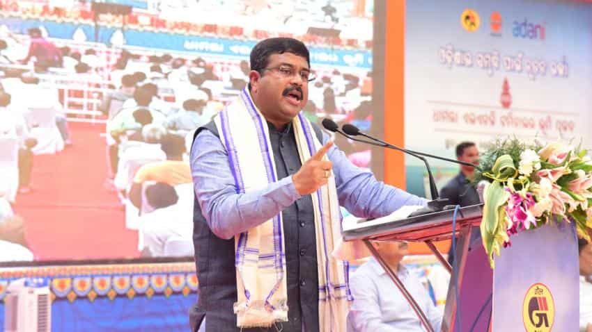 Cabinet gives in-principle nod to 51% HPCL stake sale to ONGC Cabinet gives in-principle nod to 51% HPCL stake sale to ONGC