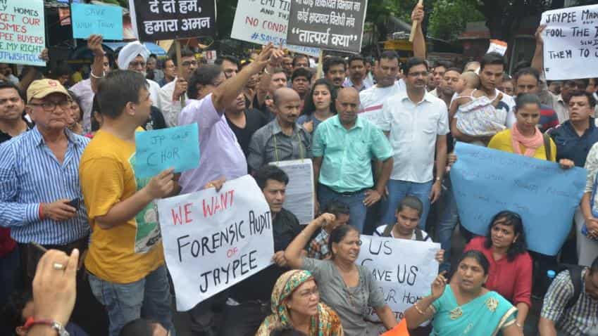 Jaypee customers hold protest on delayed delivery of homes