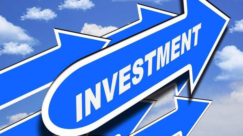 How a 10% rise in your SIP of Rs 5000 per month can help you achieve Rs 1 crore goal even with lower returns How a 10% rise in your SIP of Rs 5000 per month can help you achieve Rs 1 crore goal even with lower returns