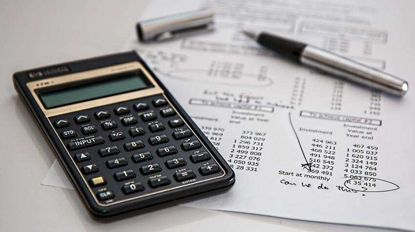 Financial planning: Just married? This is what you need to keep in mind to manage expenses Financial planning: Just married? This is what you need to keep in mind to manage expenses