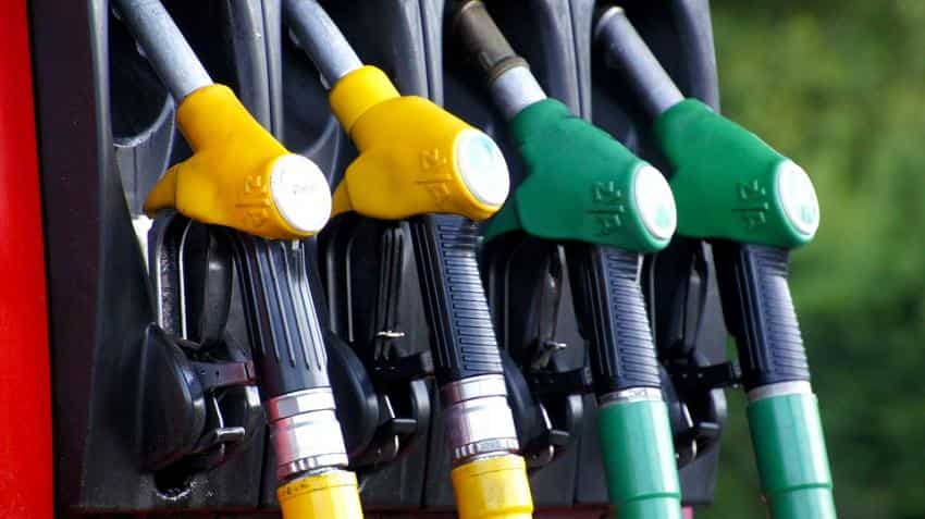 Jaitley urges states to cut VAT on petrol, diesel Jaitley urges states to cut VAT on petrol, diesel