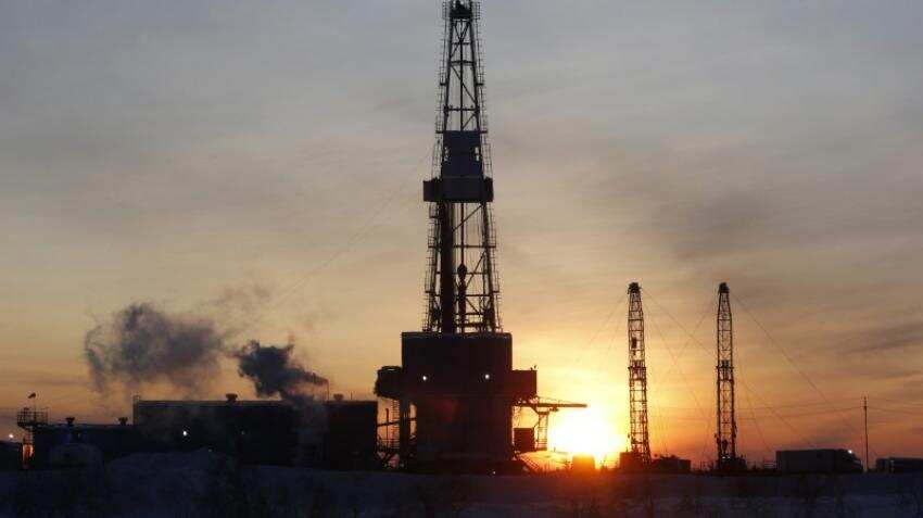 Oil prices dips on record US exports, but OPEC-led supply cuts lend support
