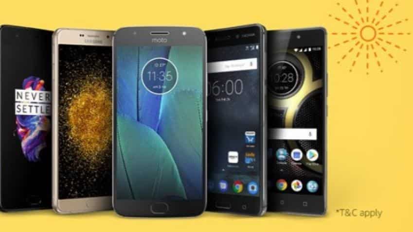 Amazon offers up to 40% off on 'bestselling smartphones' Amazon offers up to 40% off on 'bestselling smartphones'