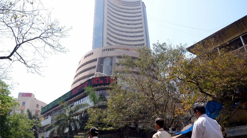 6 of top-10 most valued companies lose Rs 60,422 crore in market cap