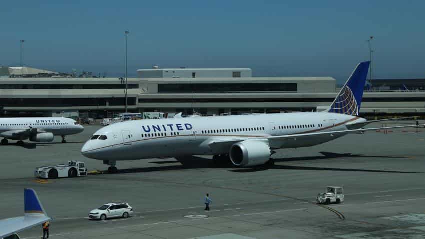 United Airlines halts Newark-Delhi flights on poor air quality United Airlines halts Newark-Delhi flights on poor air quality