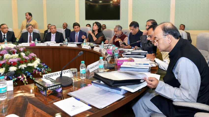 Industry pushes lower corporate tax in pre-Budget meet with FM Jaitley Industry pushes lower corporate tax in pre-Budget meet with FM Jaitley