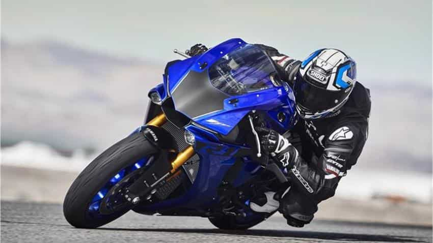 Yamaha unveils  YZF-R1 model in India at Rs 20.73 lakh  