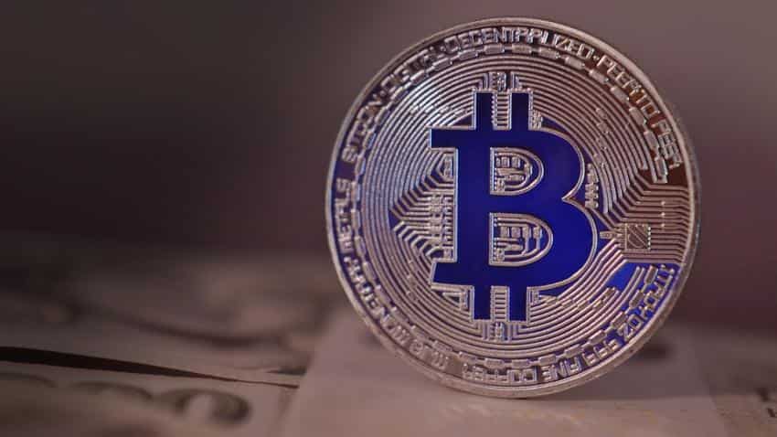 Bitcoin craze sweeps world; Twitterati offering free cryptocurrency! Bitcoin craze sweeps world; Twitterati offering free cryptocurrency!