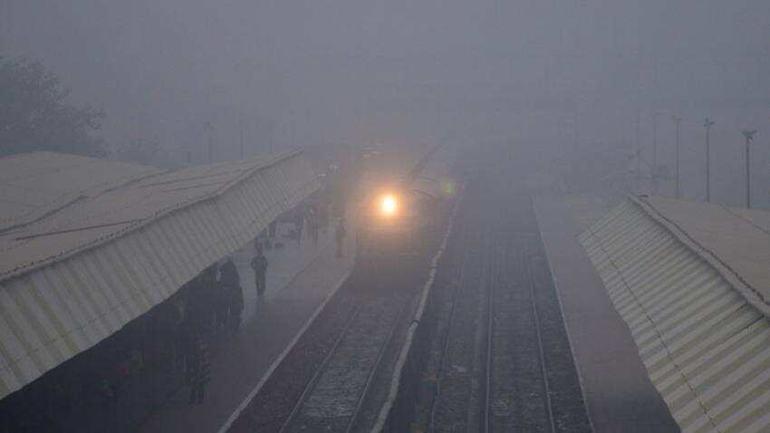 Misty Tuesday morning in Delhi, 18 trains cancelled Misty Tuesday morning in Delhi, 18 trains cancelled