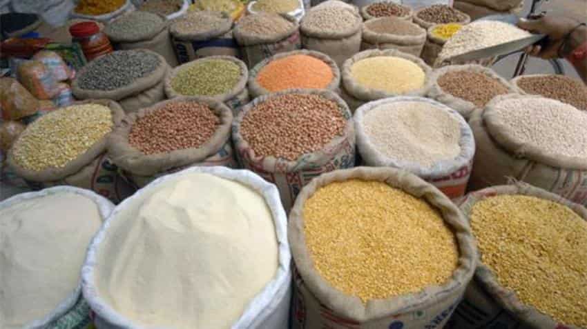 Select pulses plunge up to Rs 1,400 per quintal  this week