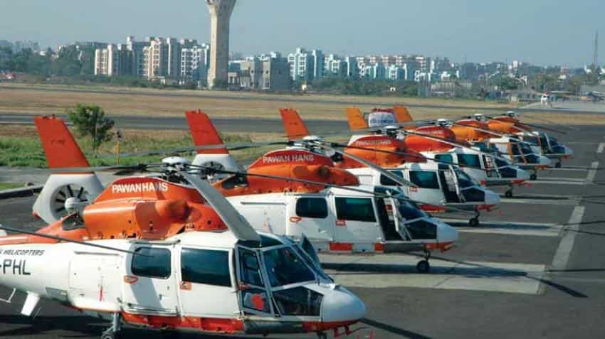 Pawan Hans chopper with 7 crashes off Mumbai, 3 bodies found Pawan Hans chopper with 7 crashes off Mumbai, 3 bodies found