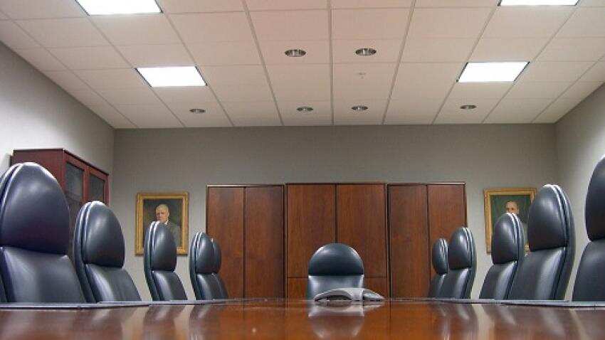 Govt plans review of functioning of independent directors Govt plans review of functioning of independent directors