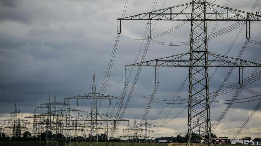 Adani Power shares tumble 4% after Q3FY18 net loss widens to Rs 1291 crore Adani Power shares tumble 4% after Q3FY18 net loss widens to Rs 1291 crore