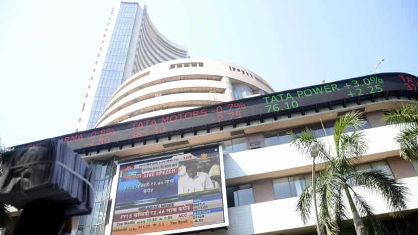 Sensex hits 35,000 for the first time, gains 1000 points in just 16 sessions 