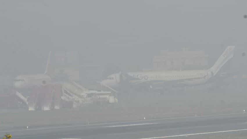 Smog pollution: Over 66% of flights cancelled in December due to bad weather