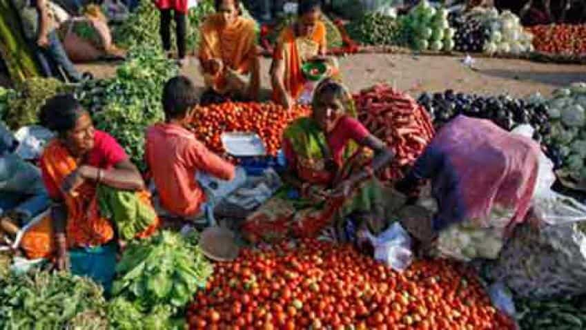Inflation during 2017-18 averaged to lowest in 6 years: Govt Inflation during 2017-18 averaged to lowest in 6 years: Govt