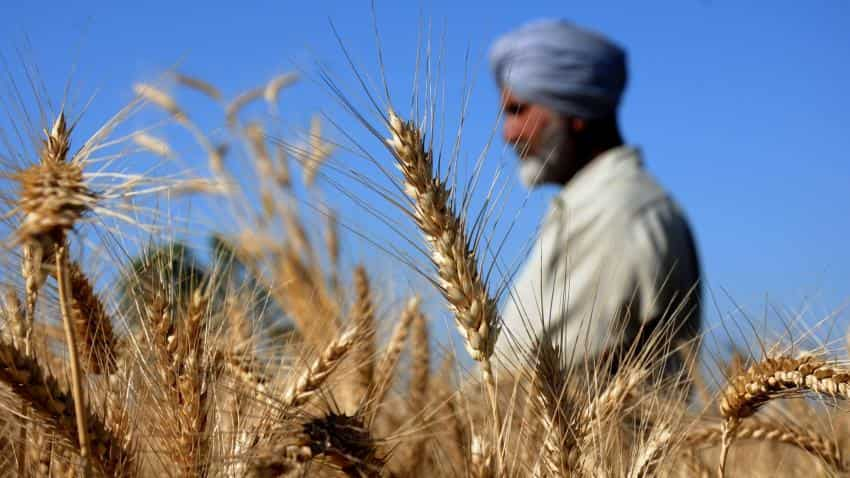 Farmers&#039; unions flay Union Budget 2018-19, term it a hoax