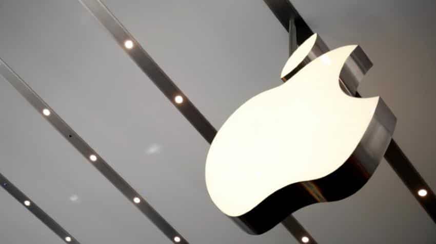 Strong iPhone prices, cash plans buoy Apple shares after muted outlook