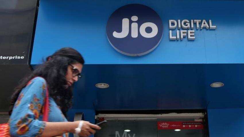Jio's maiden net profit in Q3 'bit too good to believe': Report Jio's maiden net profit in Q3 'bit too good to believe': Report