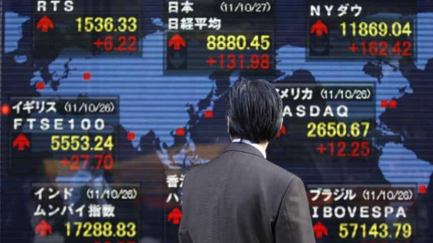 Asia stocks pummelled by new Wall Street slide, safe havens in demand