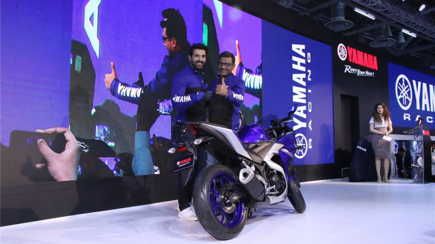 Yamaha launches new YZF-R3 priced at Rs 3.48 lakh Yamaha launches new YZF-R3 priced at Rs 3.48 lakh