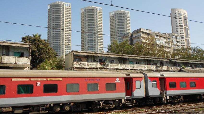 Mumbai-Delhi Rajdhani Express gets new modified coaches Mumbai-Delhi Rajdhani Express gets new modified coaches
