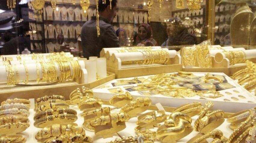 24 karat gold slips Rs 192 to Rs 30,532; track city-wise prices here