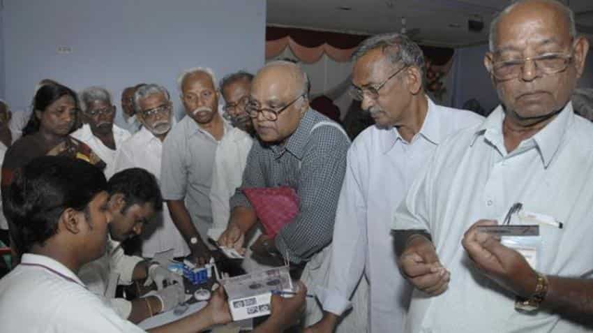EPFO UAN-Aadhaar linking facilities introduced to benefit UMANG mobile App users EPFO UAN-Aadhaar linking facilities introduced to benefit UMANG mobile App users